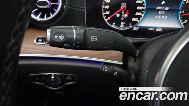Mercedes-Benz E-Class (W213) E300 4MATIC Exclusive 2020 — фото 30