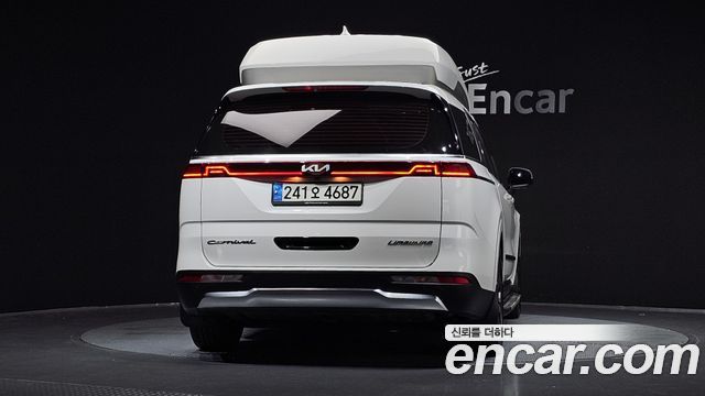 Kia Carnival (IV) Diesel 9-Seater Hi-Limousine(Special Vehicle) 2021 — фото 4