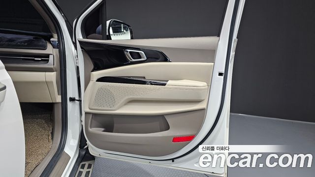 Kia Carnival (IV) Diesel 9-Seater Hi-Limousine(Special Vehicle) 2021 — фото 25