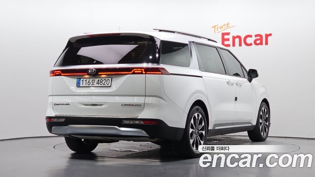 Kia Carnival (IV) Gasoline 7-Seater Noblesse 2021 — фото 2