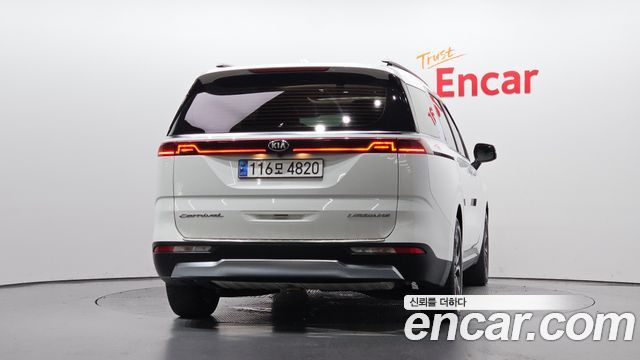 Kia Carnival (IV) Gasoline 7-Seater Noblesse 2021 — фото 4