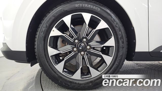 Kia Carnival (IV) Gasoline 7-Seater Noblesse 2021 — фото 5