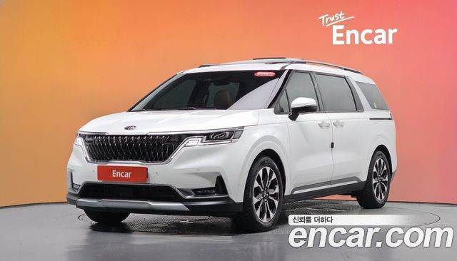 Kia Carnival (IV) Gasoline 7-Seater Noblesse