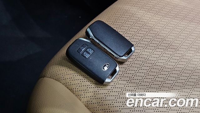 Kia Carnival (IV) Gasoline 7-Seater Noblesse 2021 — фото 34
