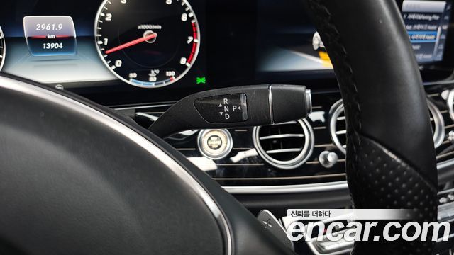 Mercedes-Benz E-Class (W213) E400 4MATIC Exclusive 2017 — фото 9