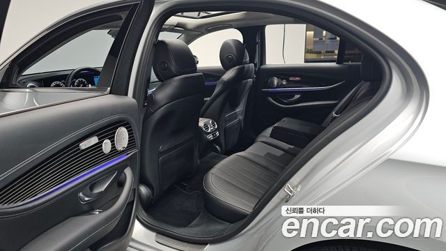 Mercedes-Benz E-Class (W213) E400 4MATIC Exclusive 2017 — фото 12