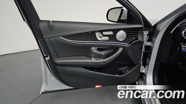 Mercedes-Benz E-Class (W213) E400 4MATIC Exclusive 2017 — фото 24
