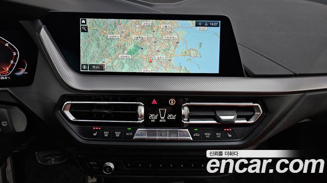 BMW 1 Series (F40) M135i xDrive 2021 — фото 18