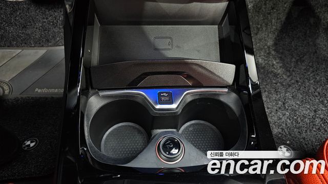 BMW 1 Series (F40) M135i xDrive 2021 — фото 37