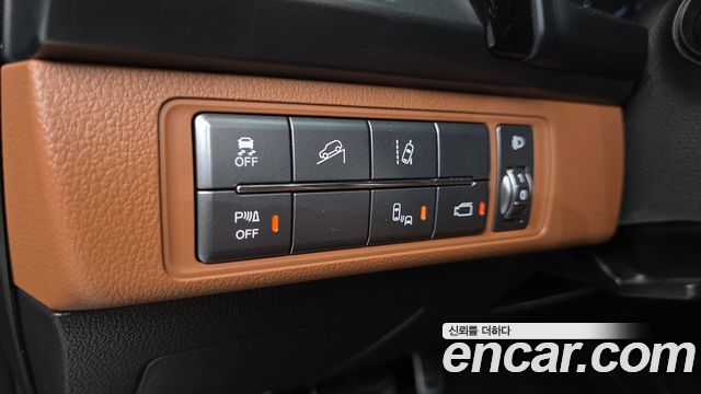KG Mobility (SsangYong) Rexton Sports Khan Diesel 2.2 4WD Noblesse (5-Link) 2020 — фото 17