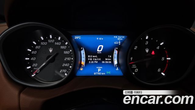 Maserati Levante 3.0 Diesel AWD 2019 — фото 8