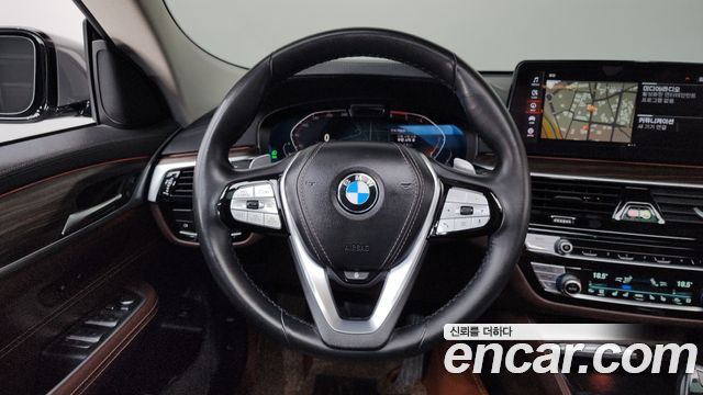 BMW 6 Series GT (G32) 620d xDrive Luxury 2021 — фото 13