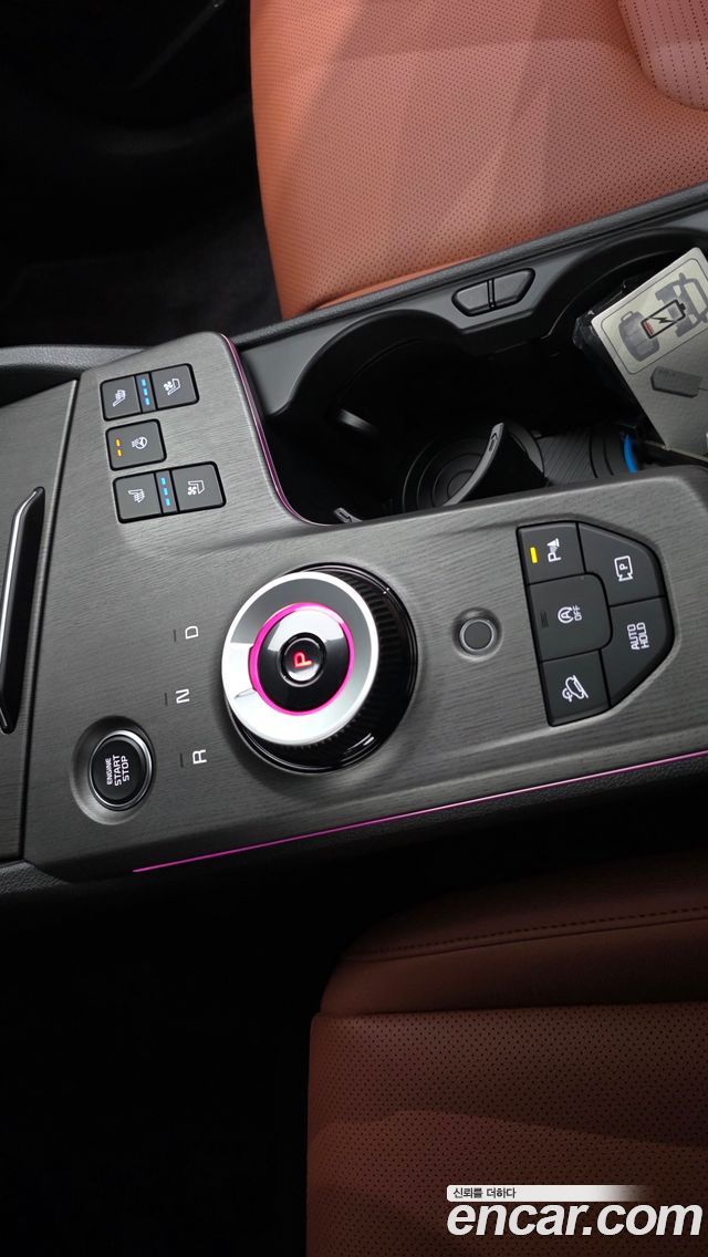 Kia Sportage (V) Gasoline 1.6 Turbo 2WD Signature 2026 — фото 9
