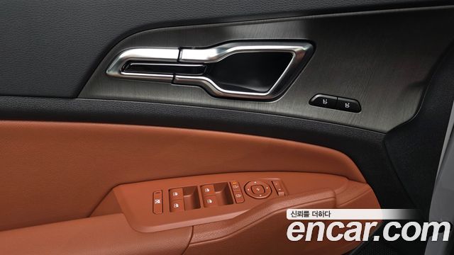 Kia Sportage (V) Gasoline 1.6 Turbo 2WD Signature 2026 — фото 20