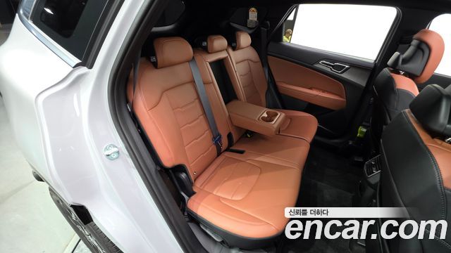 Kia Sportage (V) Gasoline 1.6 Turbo 2WD Signature 2026 — фото 26