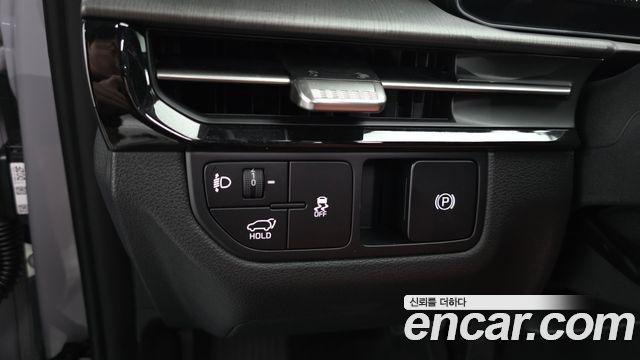 Kia Sportage (V) Gasoline 1.6 Turbo 2WD Signature 2026 — фото 28