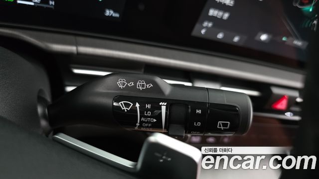 Kia Sportage (V) Gasoline 1.6 Turbo 2WD Signature 2026 — фото 29