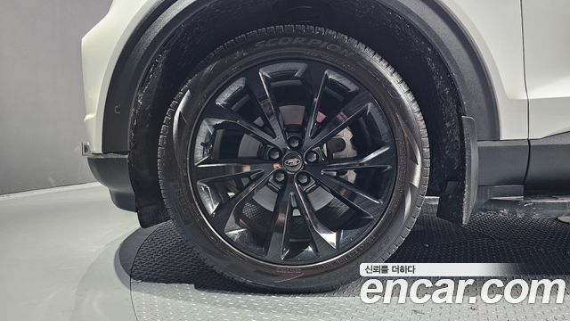Ford Explorer (VI) 3.0 Platinum 4WD 2021 — фото 5