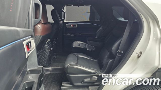 Ford Explorer (VI) 3.0 Platinum 4WD 2021 — фото 12