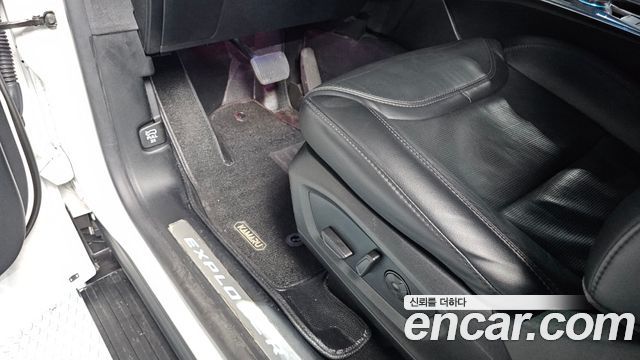 Ford Explorer (VI) 3.0 Platinum 4WD 2021 — фото 33