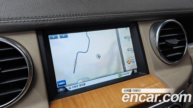 Land Rover Discovery 4 3.0 SDV6 HSE 2014 — фото 14