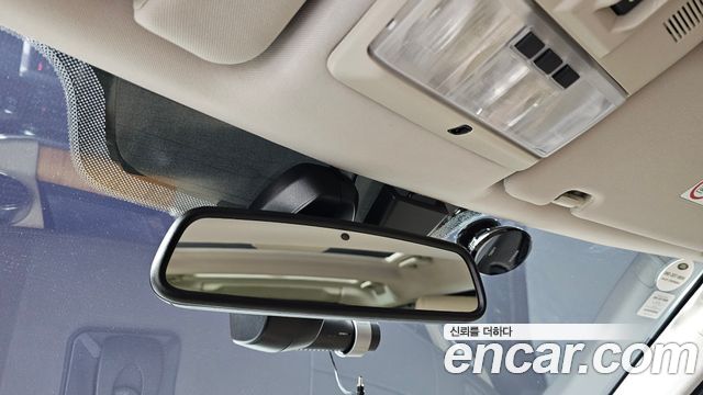 Land Rover Discovery 4 3.0 SDV6 HSE 2014 — фото 18
