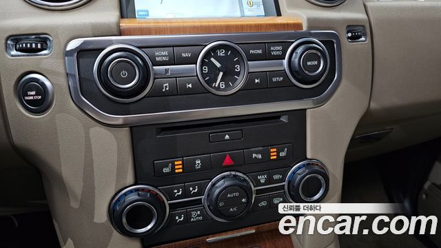 Land Rover Discovery 4 3.0 SDV6 HSE 2014 — фото 20