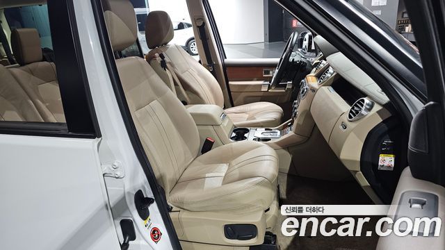Land Rover Discovery 4 3.0 SDV6 HSE 2014 — фото 26