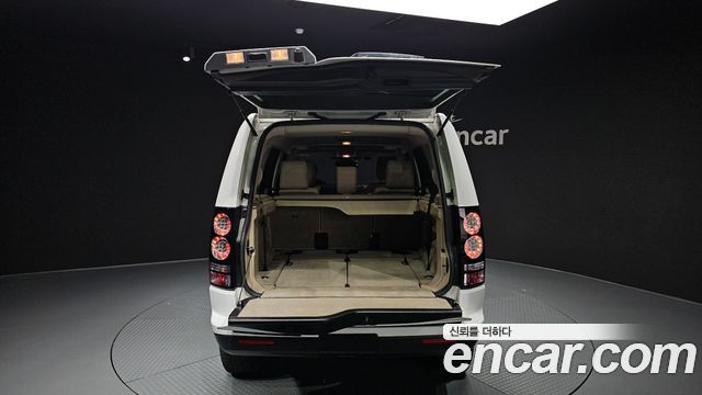Land Rover Discovery 4 3.0 SDV6 HSE 2014 — фото 33