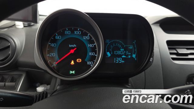 Chevrolet Spark LPG L 2014 — фото 8
