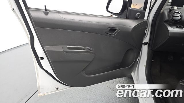 Chevrolet Spark LPG L 2014 — фото 24