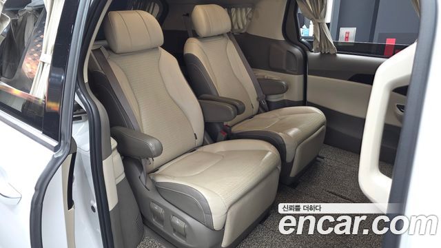 Kia Carnival (IV) Gasoline 7-Seater Hi-Limousine Signature 2022 — фото 12