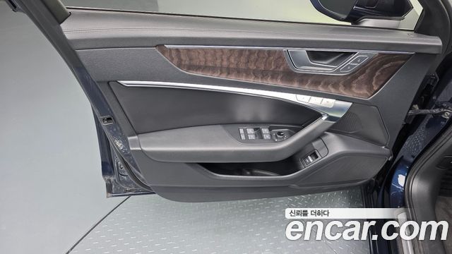 Audi A6 (C8) 40 TDI Quattro Premium 2023 — фото 24