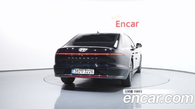 Hyundai Grandeur Hybrid (GN7) Calligraphy 2024 — фото 4