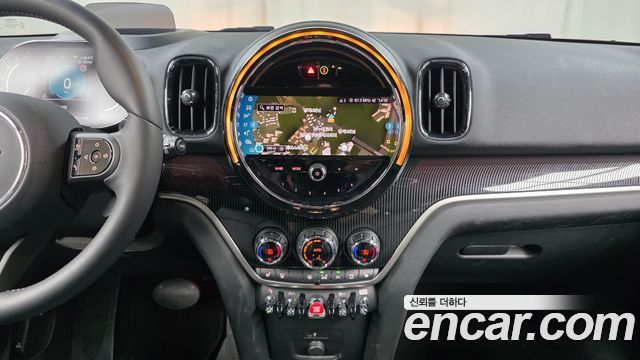 MINI Cooper S Countryman ALL4 Highland Edition 2nd Gen 2024 — фото 13