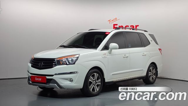 KG Mobility (SsangYong) Korando Turismo 4WD GT 9-seater