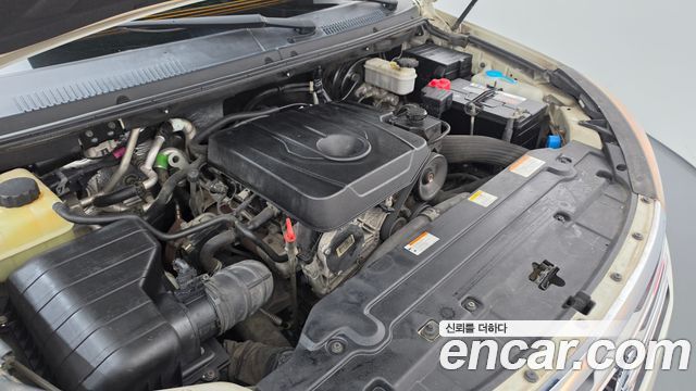 KG Mobility (SsangYong) Korando Turismo 4WD GT 9-seater 2015 — фото 6