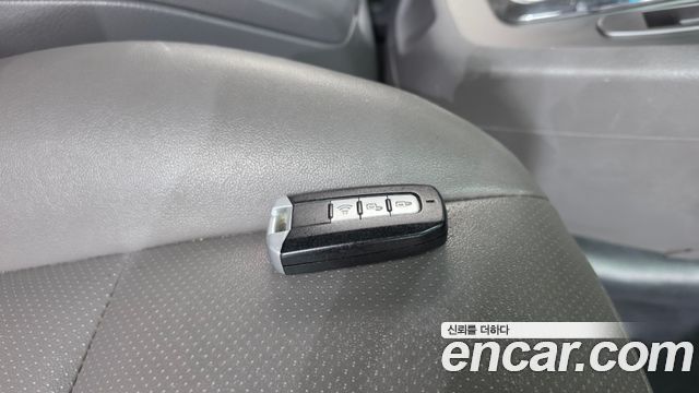 KG Mobility (SsangYong) Korando Turismo 4WD GT 9-seater 2015 — фото 14