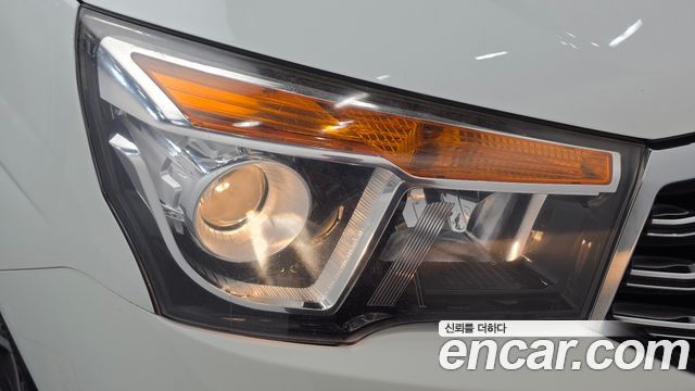 KG Mobility (SsangYong) Korando Turismo 4WD GT 9-seater 2015 — фото 22