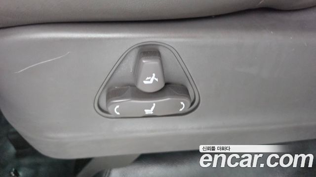 KG Mobility (SsangYong) Korando Turismo 4WD GT 9-seater 2015 — фото 28