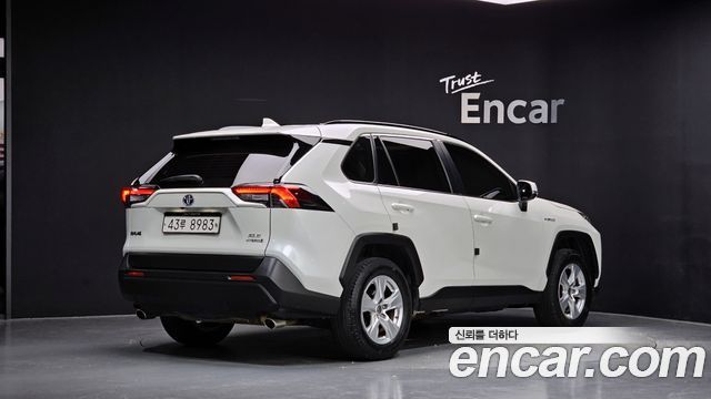Toyota RAV4 (V) 2.5 2WD Hybrid 2020 — фото 2