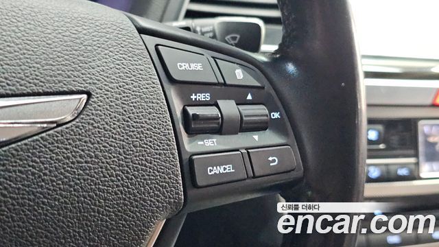 Genesis G80 3.3 GDI AWD Luxury 2017 — фото 19