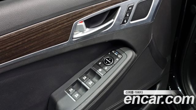 Genesis G80 3.3 GDI AWD Luxury 2017 — фото 20