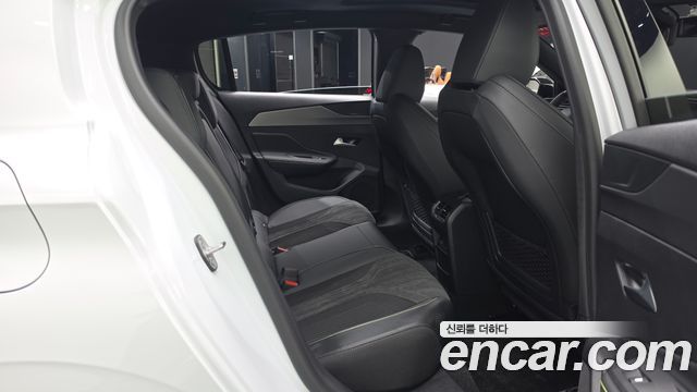 Peugeot 308 (III) 1.2 Hybrid GT 2025 — фото 12
