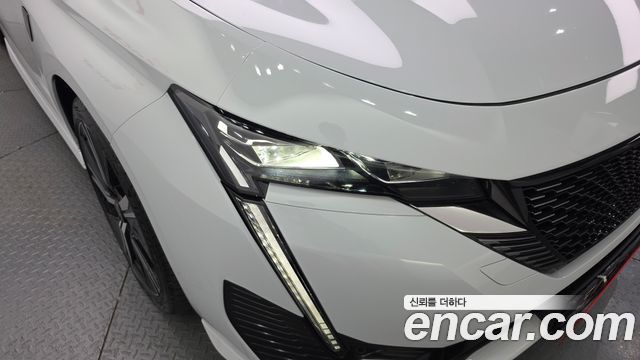 Peugeot 308 (III) 1.2 Hybrid GT 2025 — фото 22