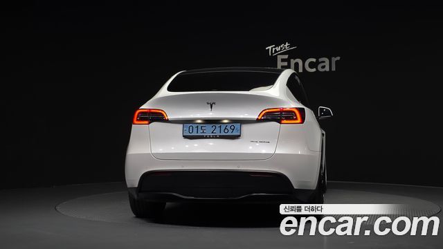 Tesla Model Y Long Range AWD 2021 — фото 4