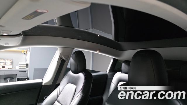 Tesla Model Y Long Range AWD 2021 — фото 19