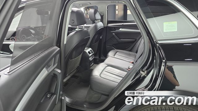 Audi Q5 (FY) 40 TDI Quattro 2021 — фото 11