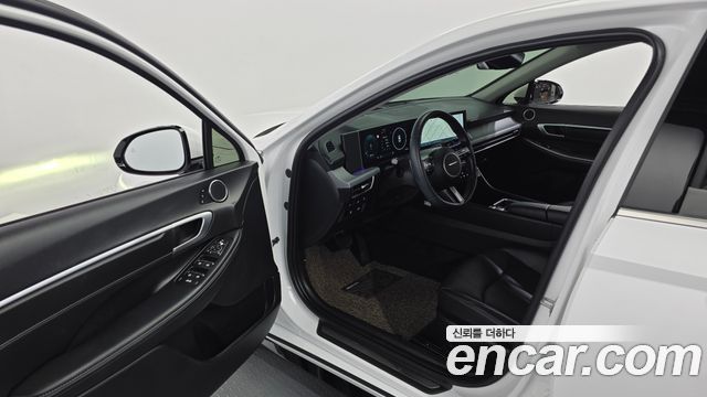 Hyundai Sonata The Edge (DN8) 2.0 Exclusive 2024 — фото 10
