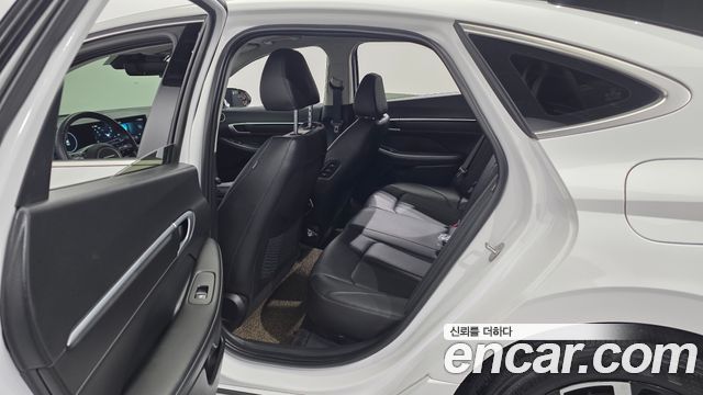 Hyundai Sonata The Edge (DN8) 2.0 Exclusive 2024 — фото 11